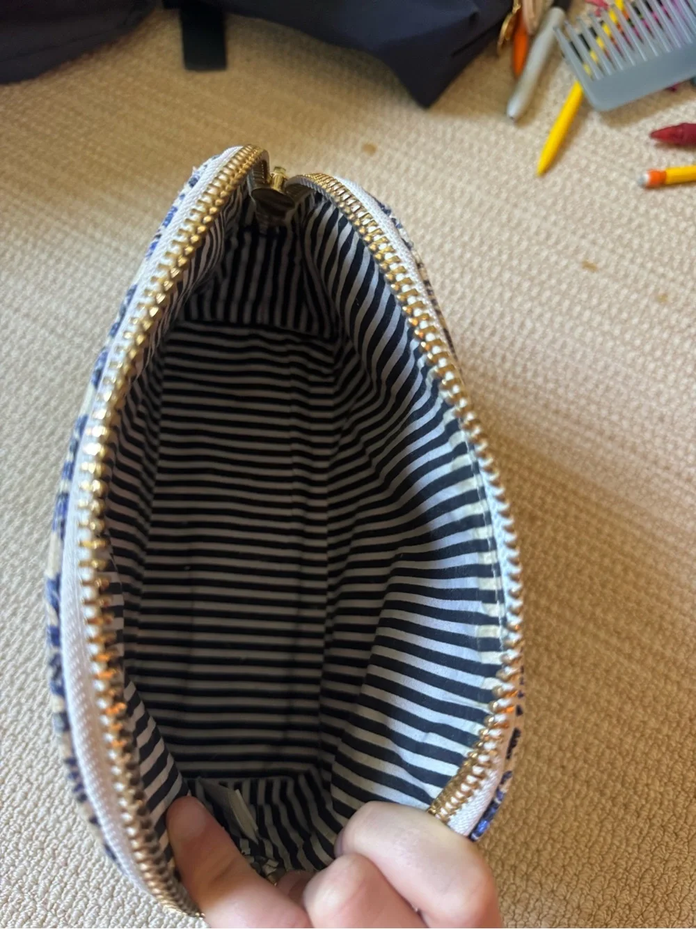 Vineyard Vines Navy & White Patterned Cosmetic Case